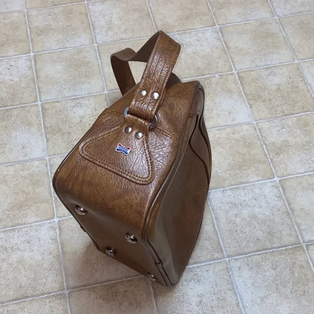 VTG,American Tourister Made In Taiwan Premium Brown Vinyl Duffel Bag